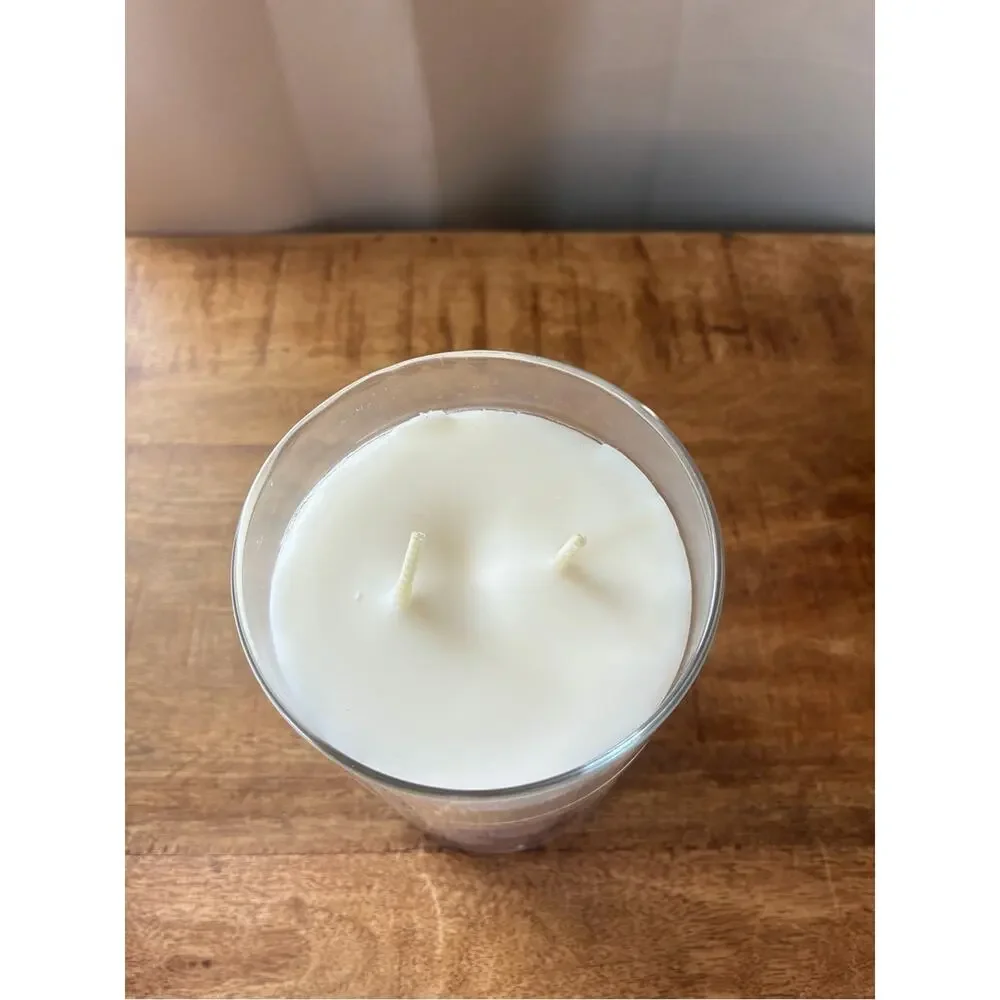Yankee Candle Cafe Collection Peppermint Mocha Candle Grown-Up Snow Day 20 oz.